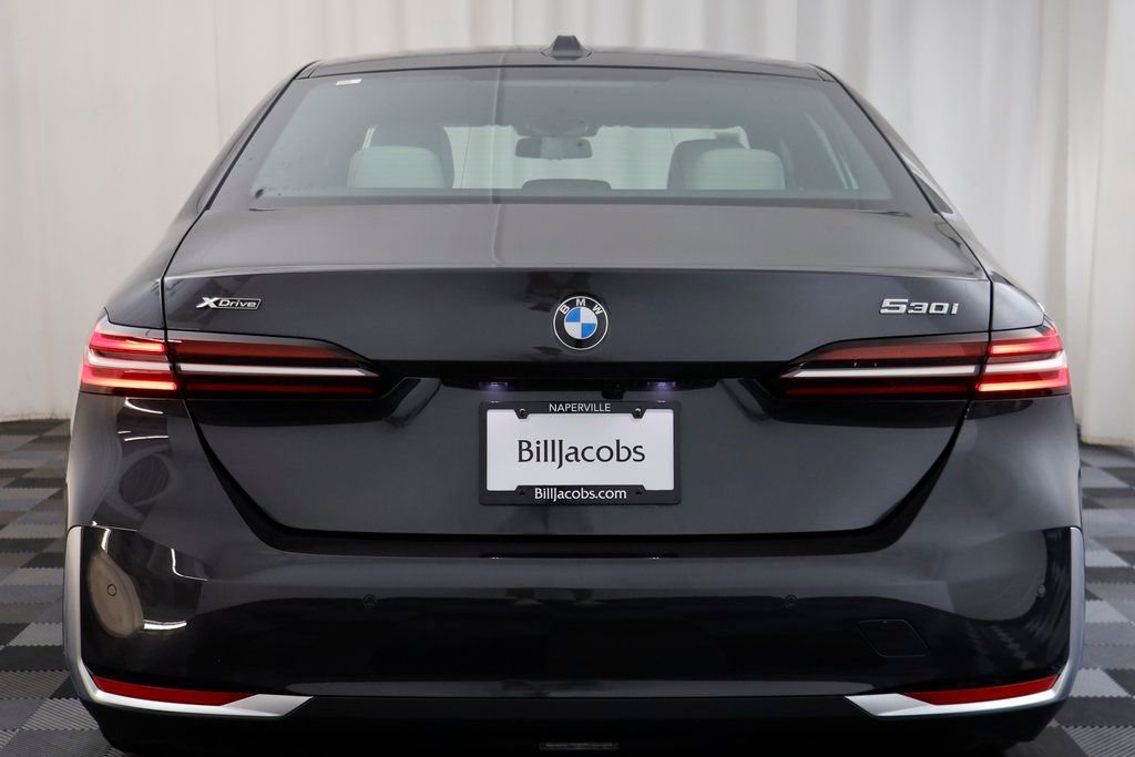 New 2026 BMW 530i xDrive w/ Premium Package AWD/4WD image 16