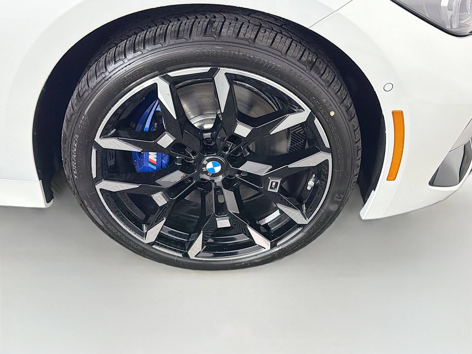 New 2026 BMW 330i xDrive Sedan w/ M Sport Package AWD/4WD image 35
