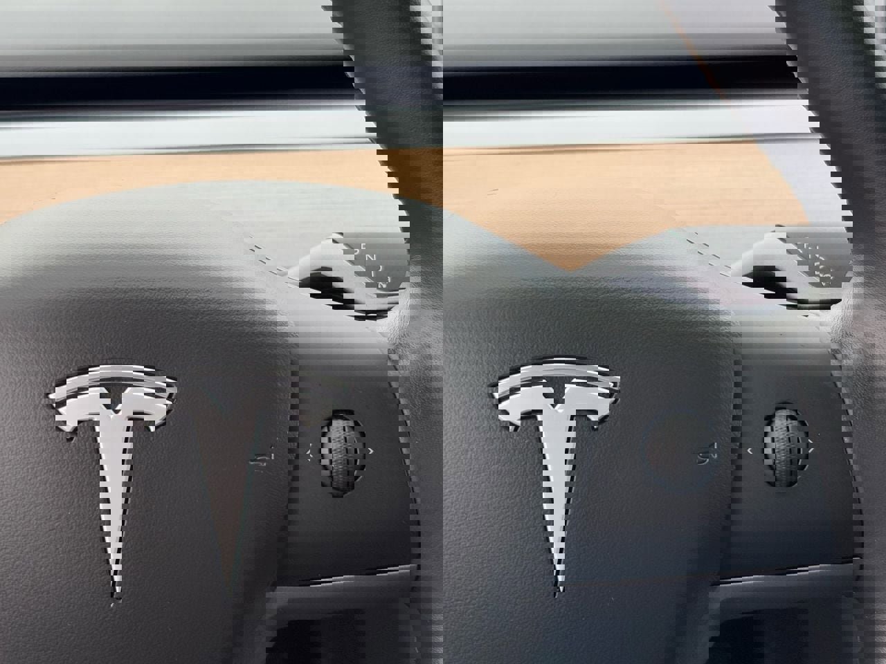 Used 2018 Tesla Model 3 Long Range image 20