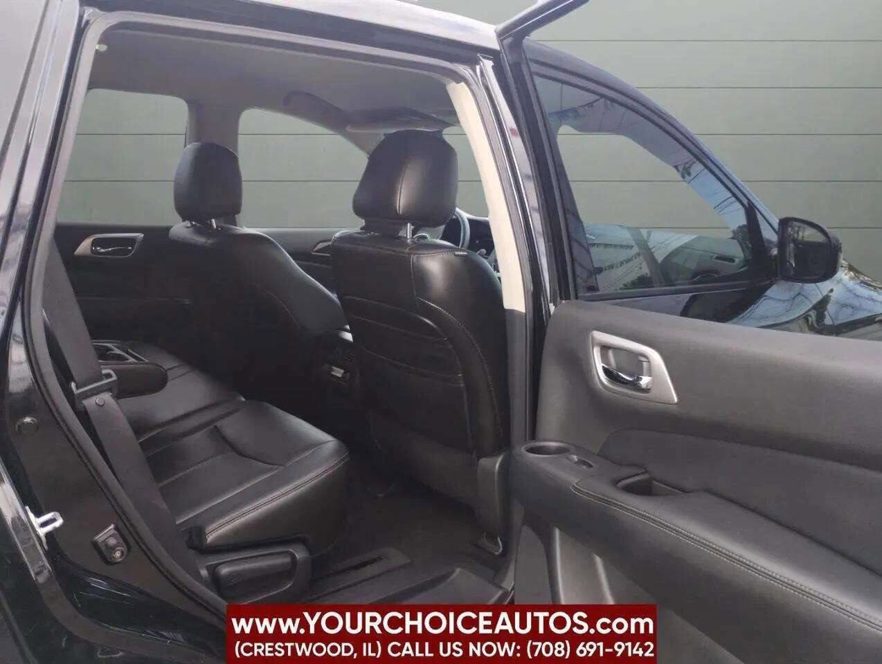 Used 2013 Nissan Pathfinder SL image 16