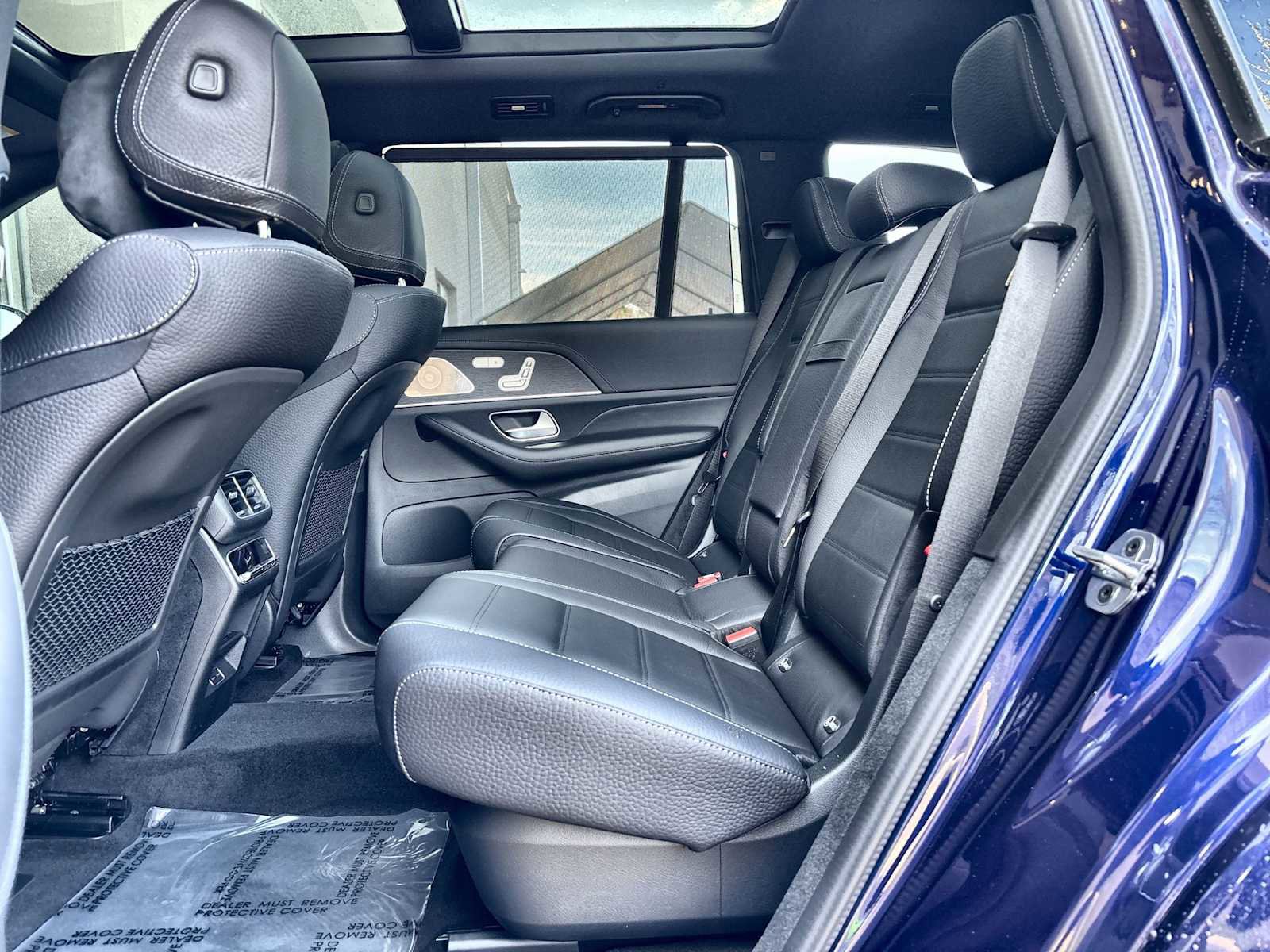 New 2026 Mercedes-Benz GLS 580 4MATIC image 4