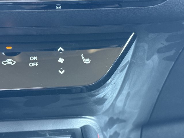 New 2026 Nissan Kicks SR w/ SR Premium Package image 17