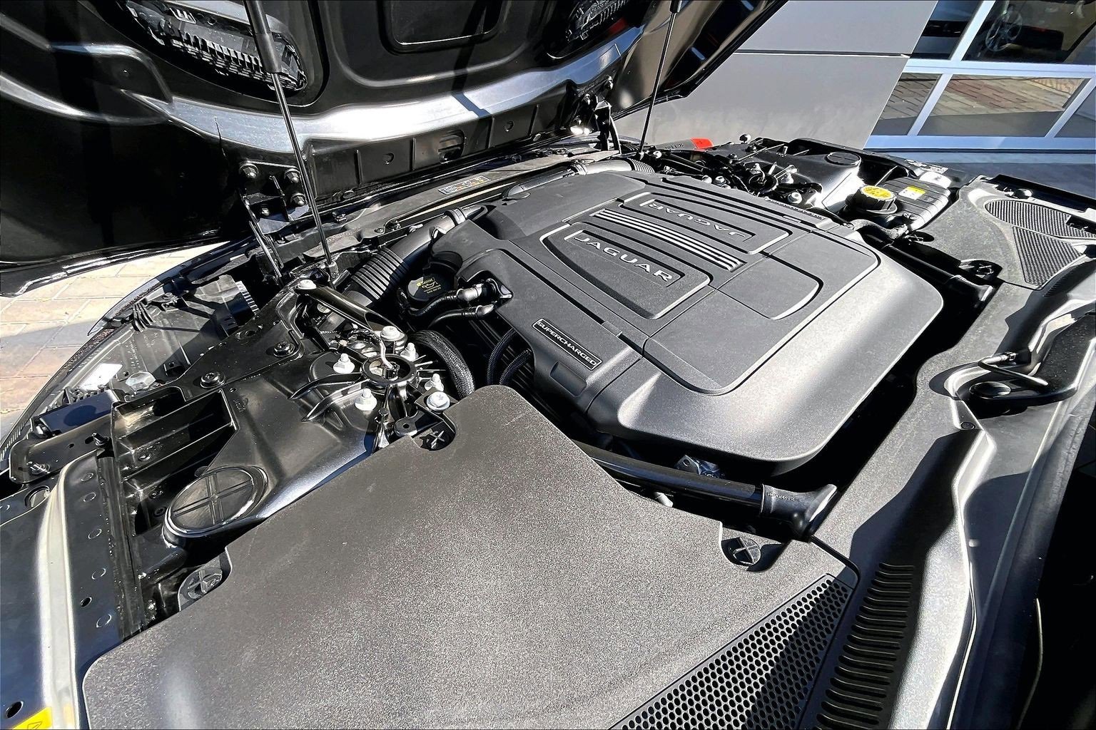 Used 2022 Jaguar F-TYPE Coupe image 10