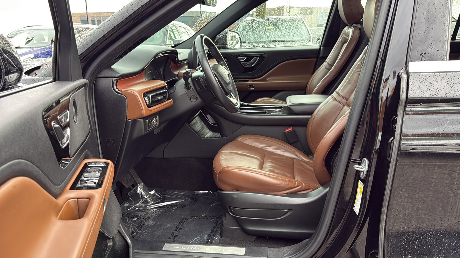 Used 2020 Lincoln Aviator Reserve w/ Equipment Group 201A image 8