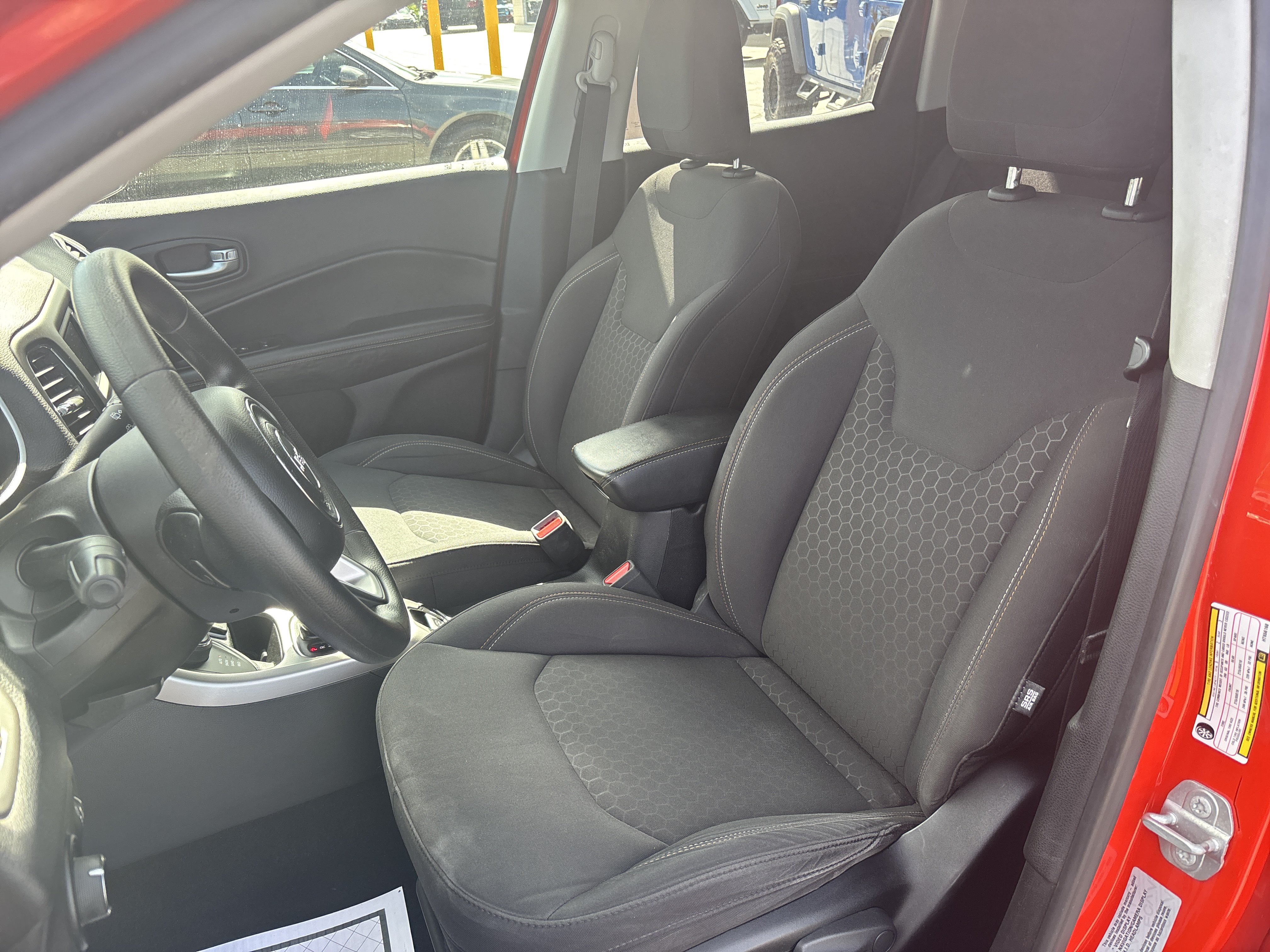 Used 2017 Jeep Compass Sport AWD/4WD image 13