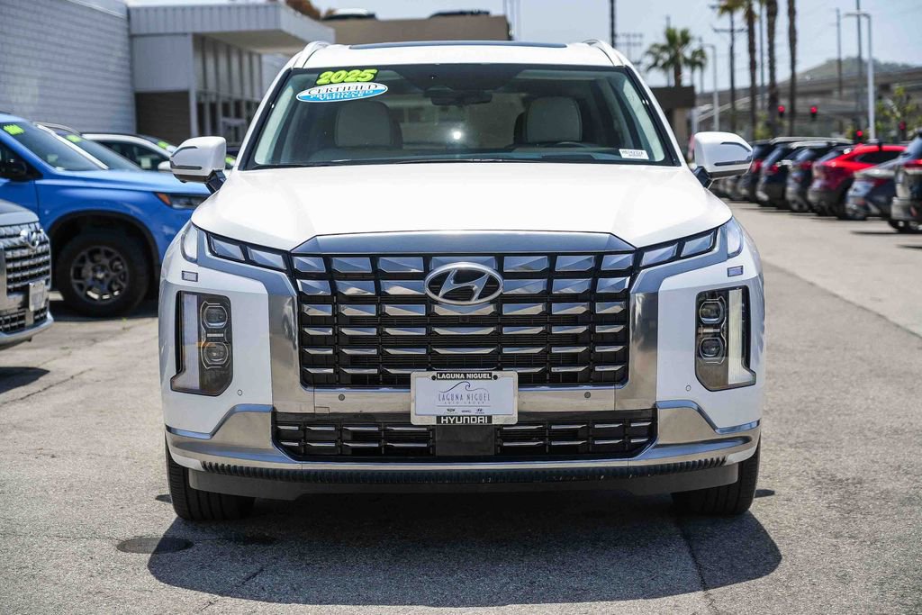 Used 2025 Hyundai Palisade Calligraphy FWD image 4