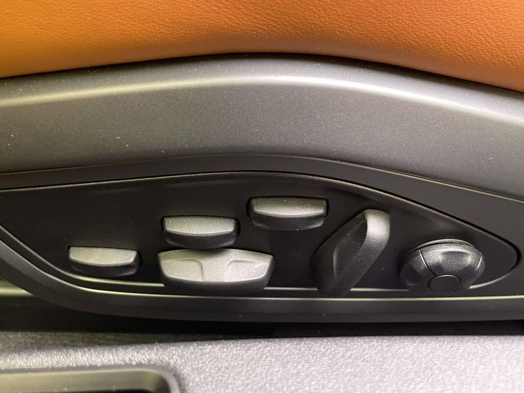 Used 2025 Porsche 911 Carrera S image 17