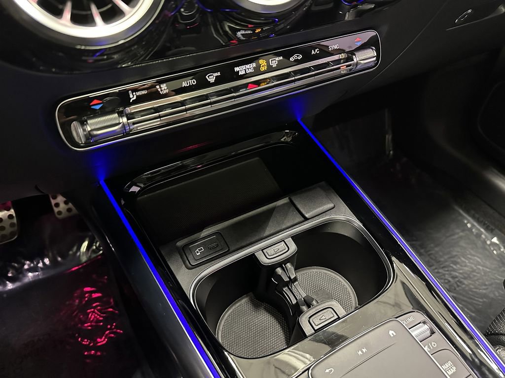 Certified 2022 Mercedes-Benz GLA 35 AMG 4MATIC image 32