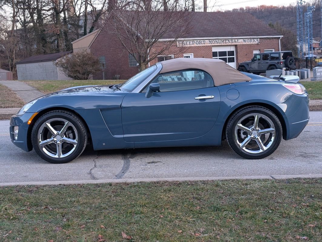 Used 2007 Saturn Sky w/ Premium Trim Pkg image 11