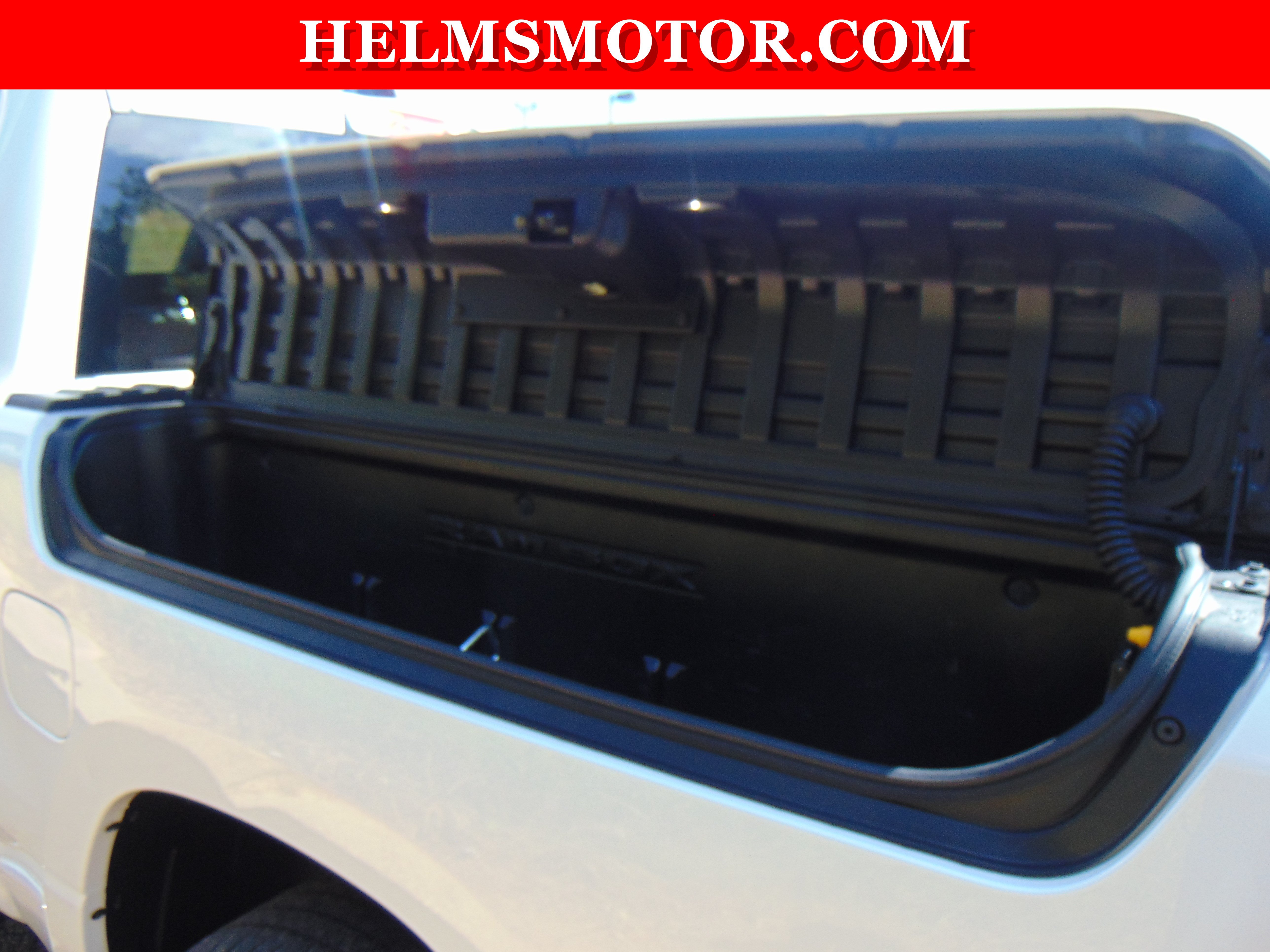 Used 2024 RAM 1500 Laramie AWD/4WD image 24