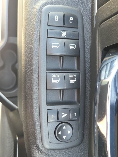 Used 2022 RAM 1500 Warlock AWD/4WD image 19