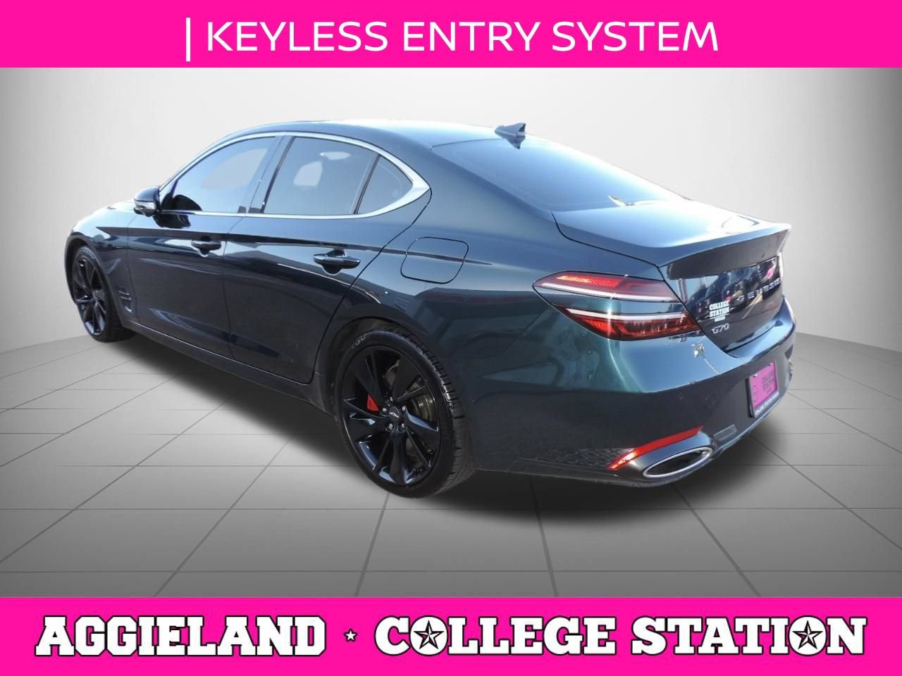 Used 2022 Genesis G70 3.3T RWD image 6