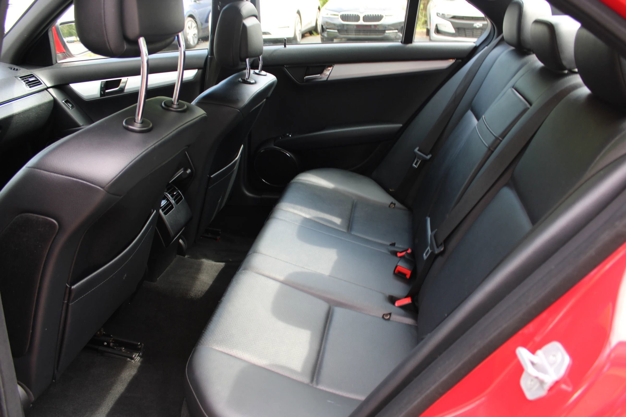 Used 2009 Mercedes-Benz C 300 4MATIC Sedan image 19