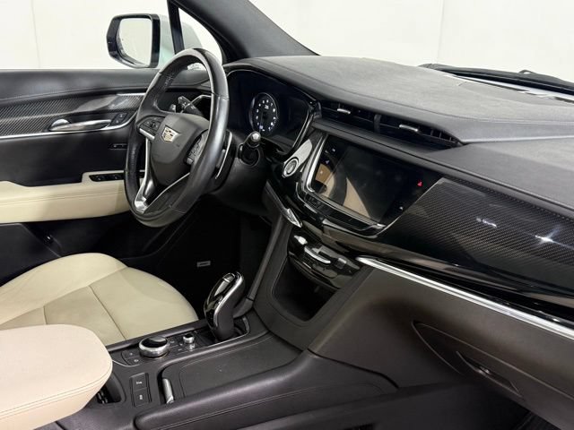 Certified 2022 Cadillac XT6 Sport w/ Technology Package AWD/4WD image 35