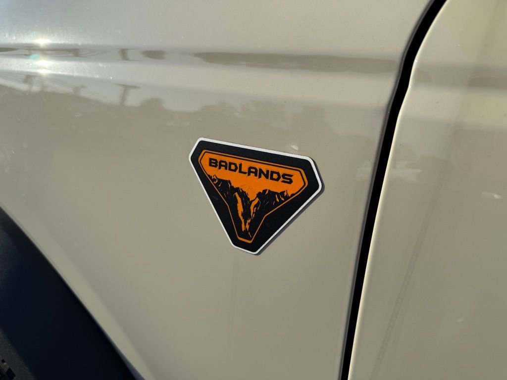 New 2025 Ford Bronco Badlands AWD/4WD image 9