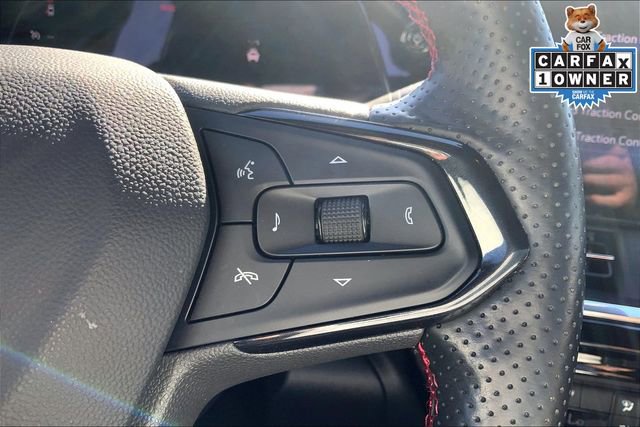 Used 2024 Chevrolet Trax RS w/ Sunroof Package FWD image 16