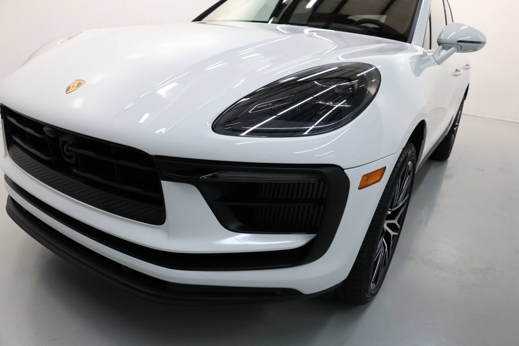 Used 2025 Porsche Macan S AWD/4WD image 50