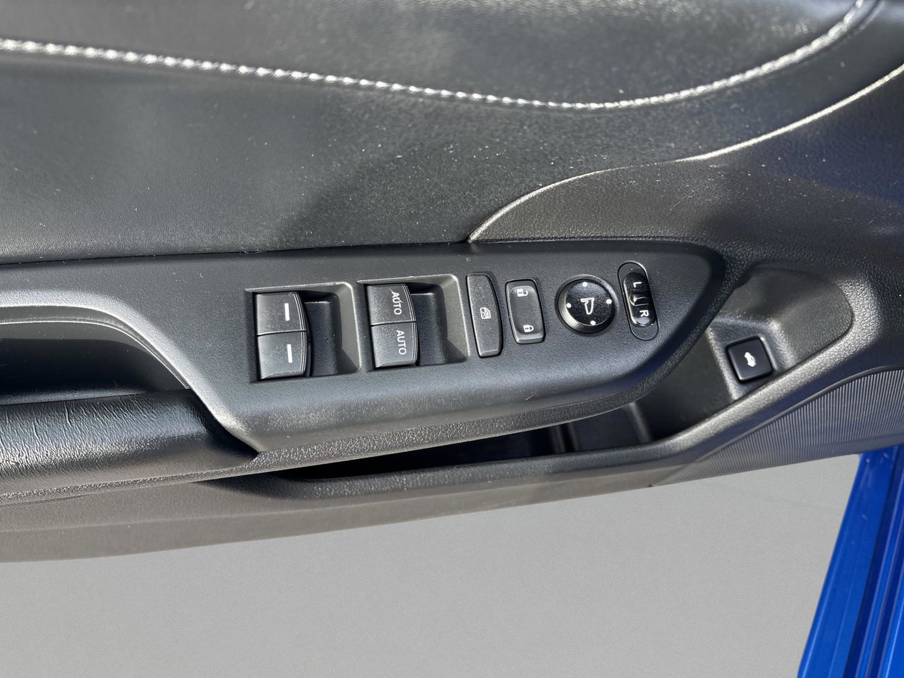 Certified 2019 Honda Insight Touring image 17