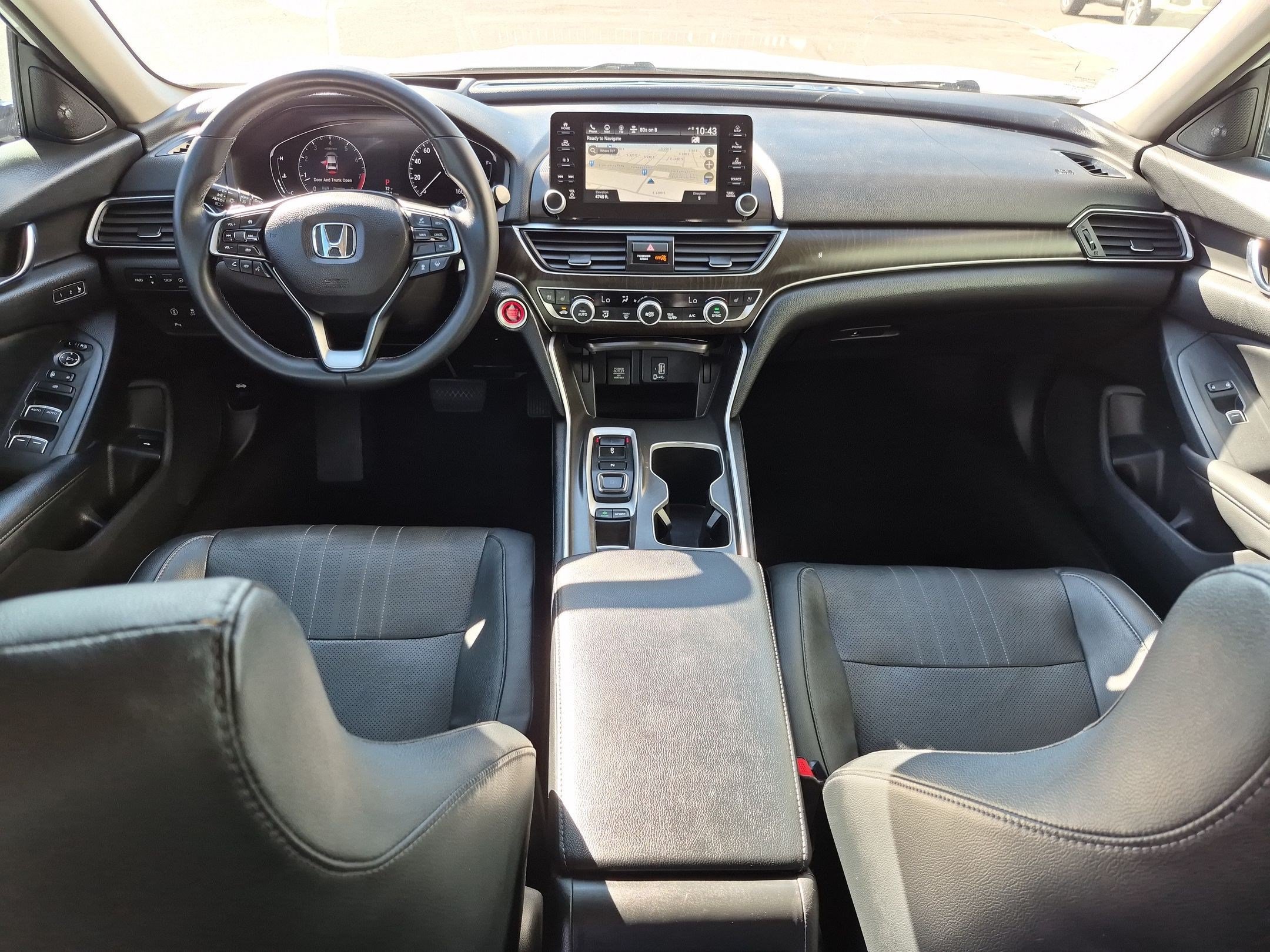 Used 2018 Honda Accord Touring image 31