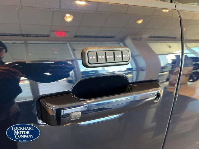 New 2025 Ford F150 Lariat w/ Equipment Group 502A High image 11