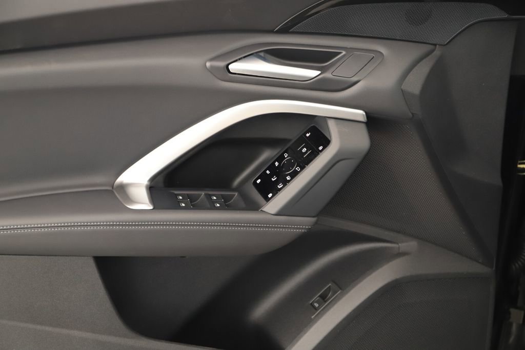 New 2025 Audi Q5 Premium AWD/4WD image 22