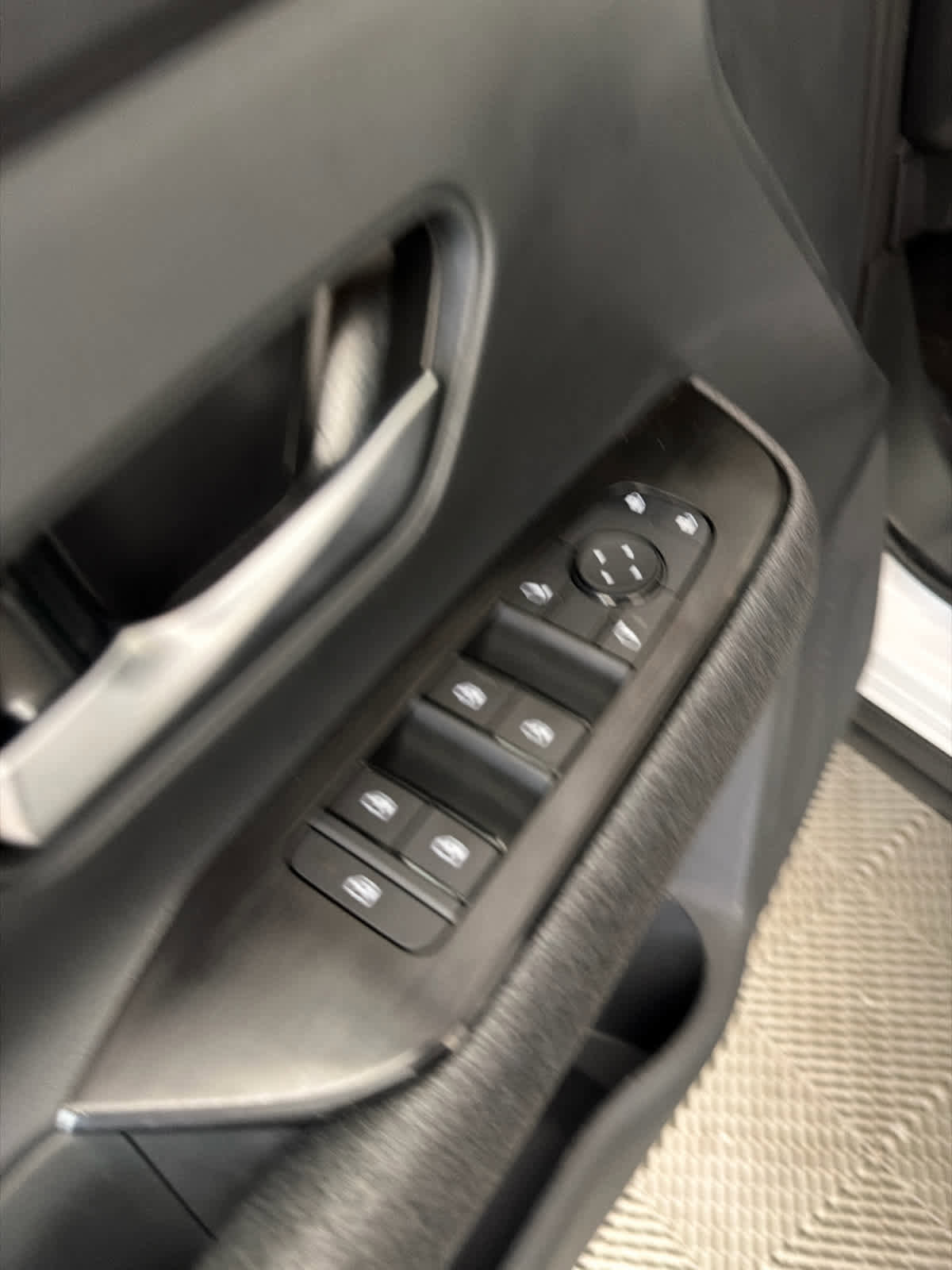 New 2026 Nissan Kicks SV w/ Cold Weather Package FWD image 23
