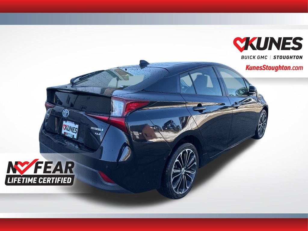 Used 2022 Toyota Prius XLE image 10