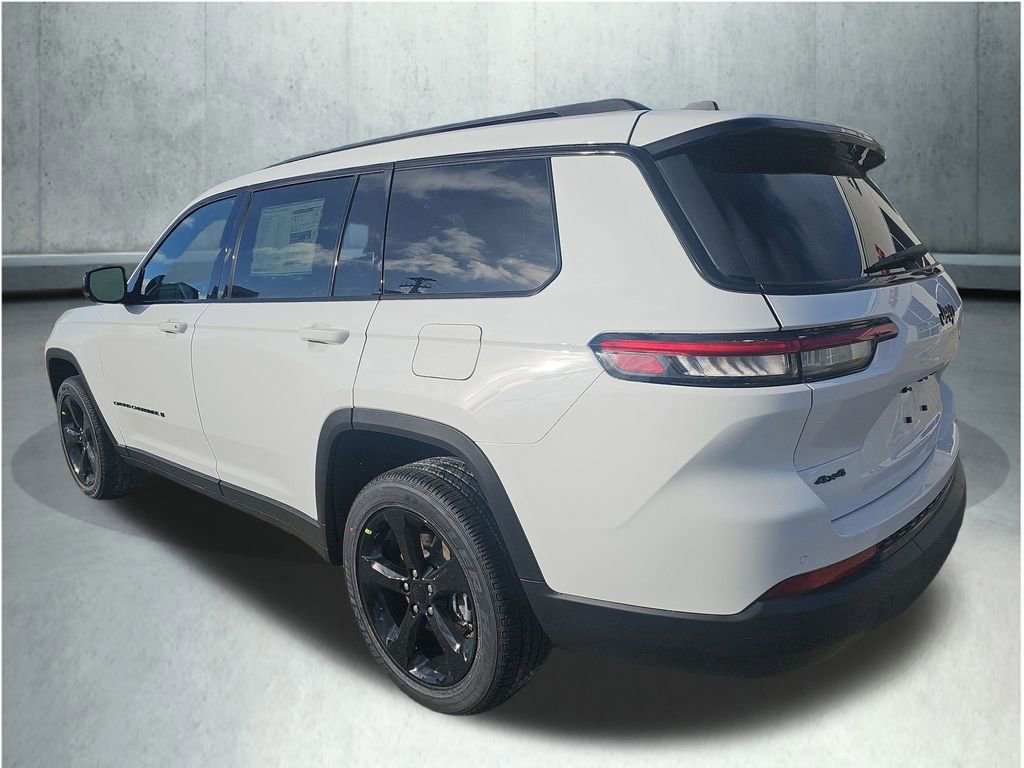 New 2025 Jeep Grand Cherokee L Altitude image 3