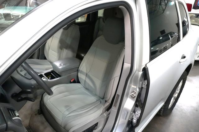 Used 2004 Porsche Cayenne S image 15