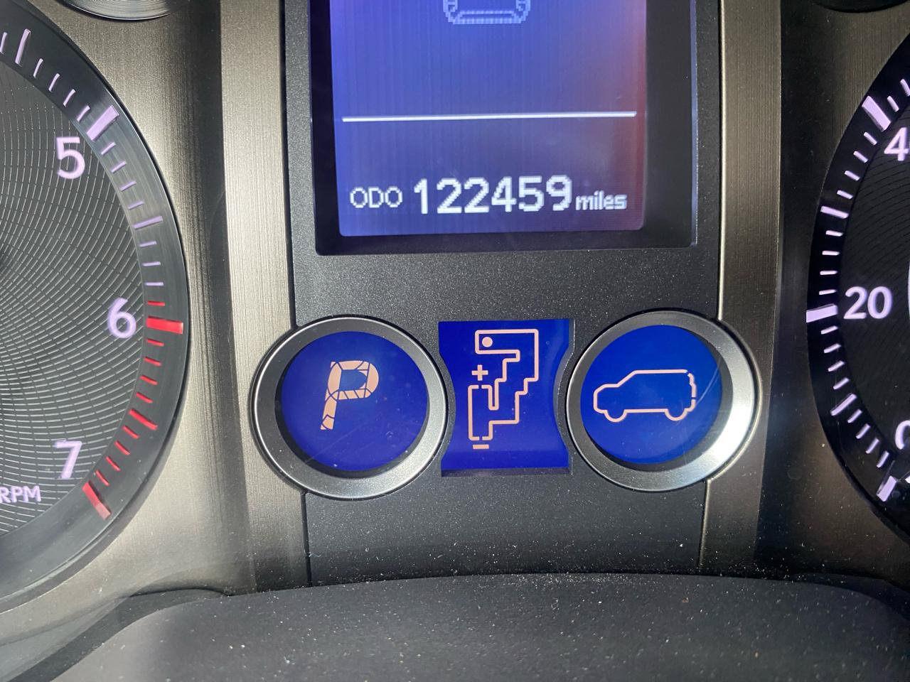 Used 2014 Lexus GX 460 w/ Premium Package AWD/4WD image 17