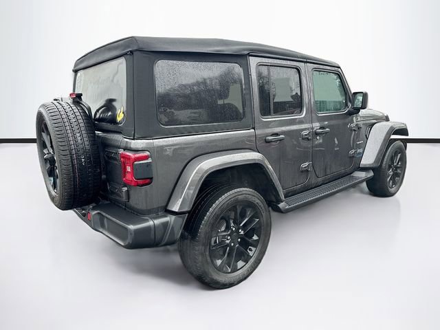 Used 2022 Jeep Wrangler Unlimited Sahara w/ Cold Weather Group image 8