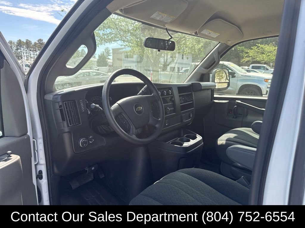 Used 2024 Chevrolet Express 2500 w/ Driver Convenience Package RWD image 10