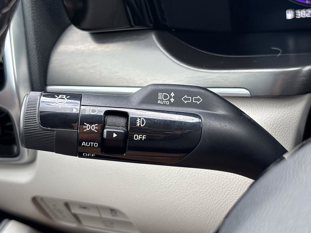 Used 2023 Kia Sorento SX AWD/4WD image 8
