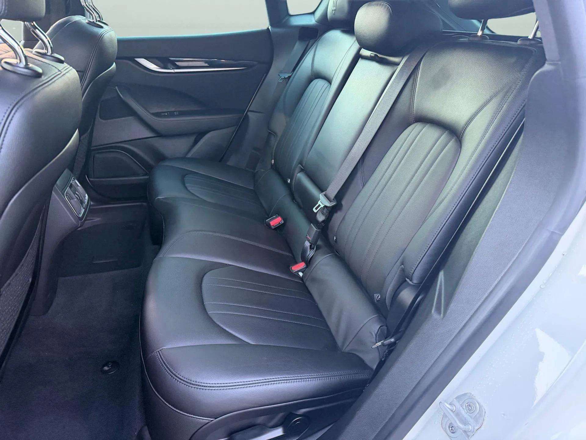 Certified 2022 Maserati Levante GT image 32