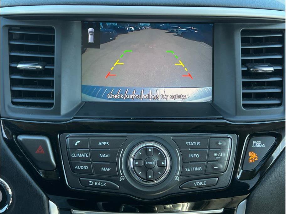 Used 2019 Nissan Pathfinder SV w/ SV Tech Package AWD/4WD image 14