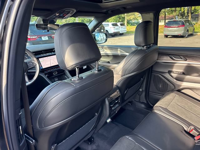 New 2027 Jeep Grand Cherokee L 4WD image 9