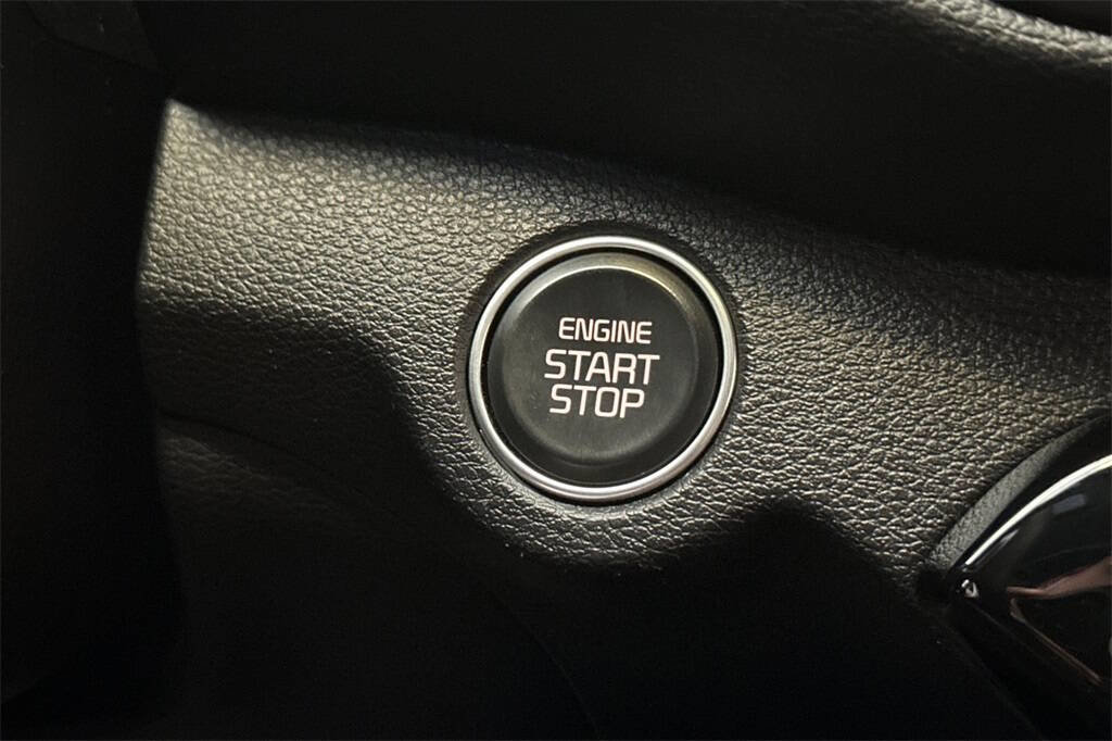 Used 2024 Kia Forte GT-Line image 22