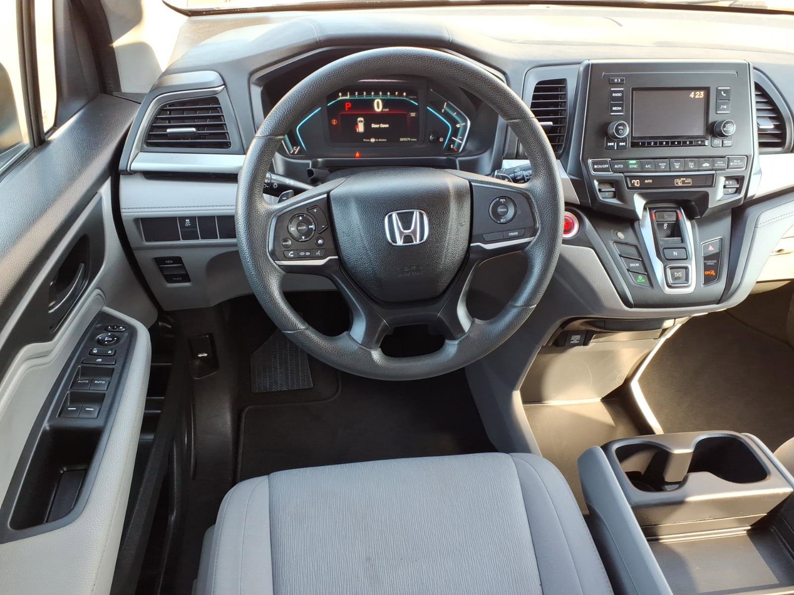 Certified 2019 Honda Odyssey LX image 7