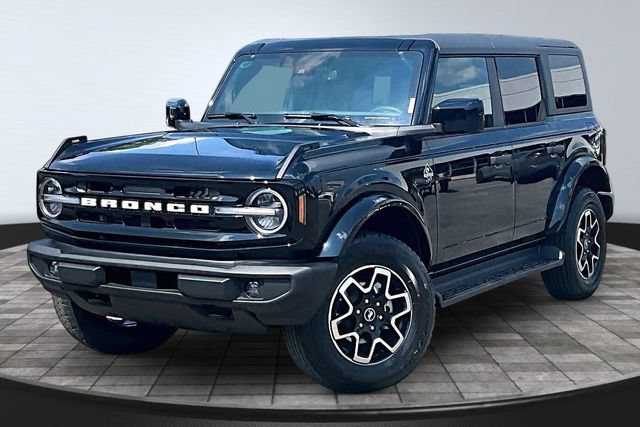New 2026 Ford Bronco Outer Banks AWD/4WD image 2