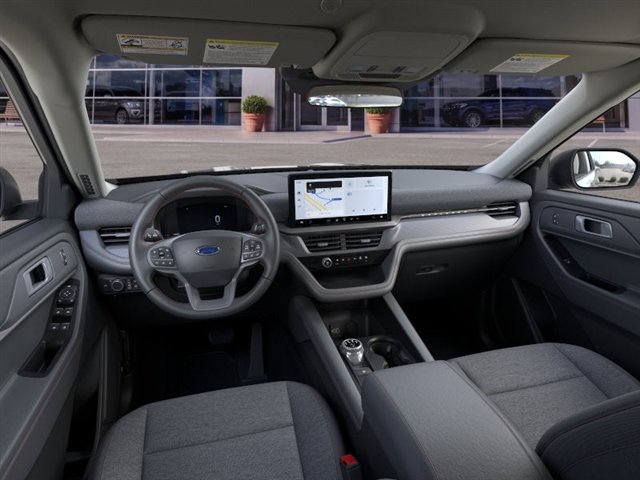 Used 2026 Ford Explorer Active AWD/4WD image 9
