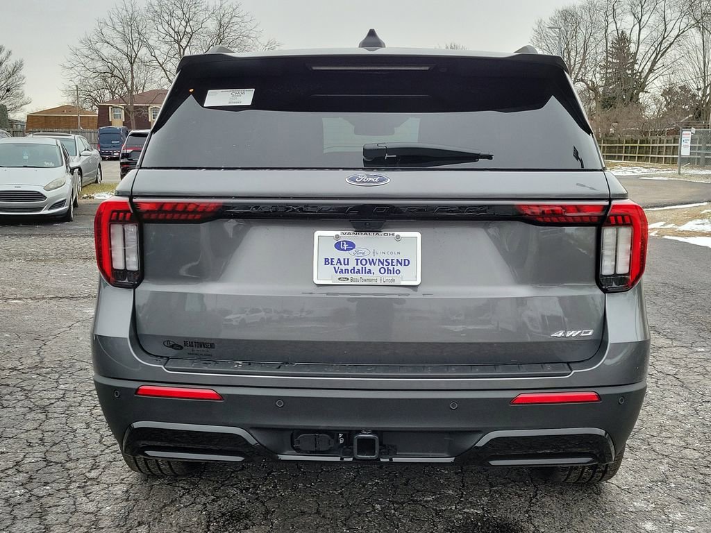 New 2026 Ford Explorer ST-Line w/ ST-Line Street Pack image 5