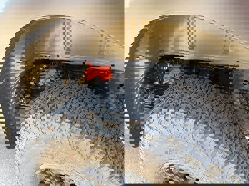 Used 2025 Ford F150 Raptor image 9