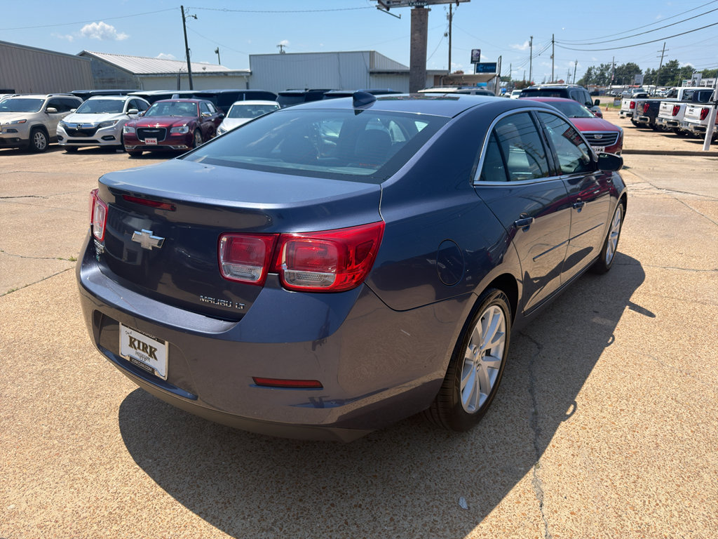 Used 2015 Chevrolet Malibu LT w/ Leather Package FWD image 5