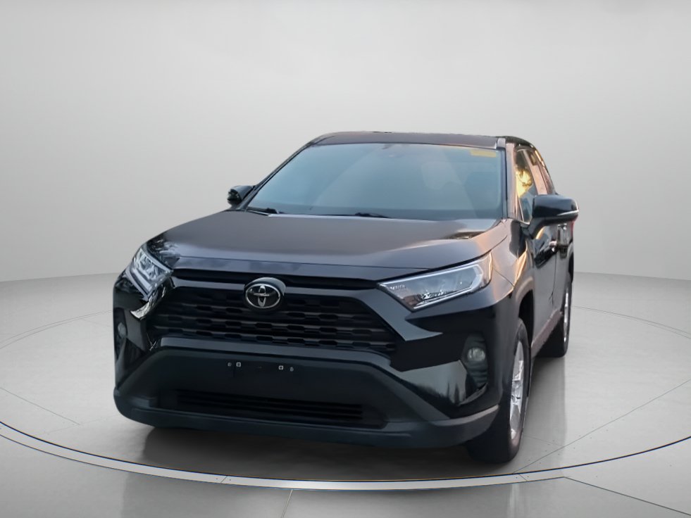 Used 2021 Toyota RAV4 XLE AWD/4WD image 7