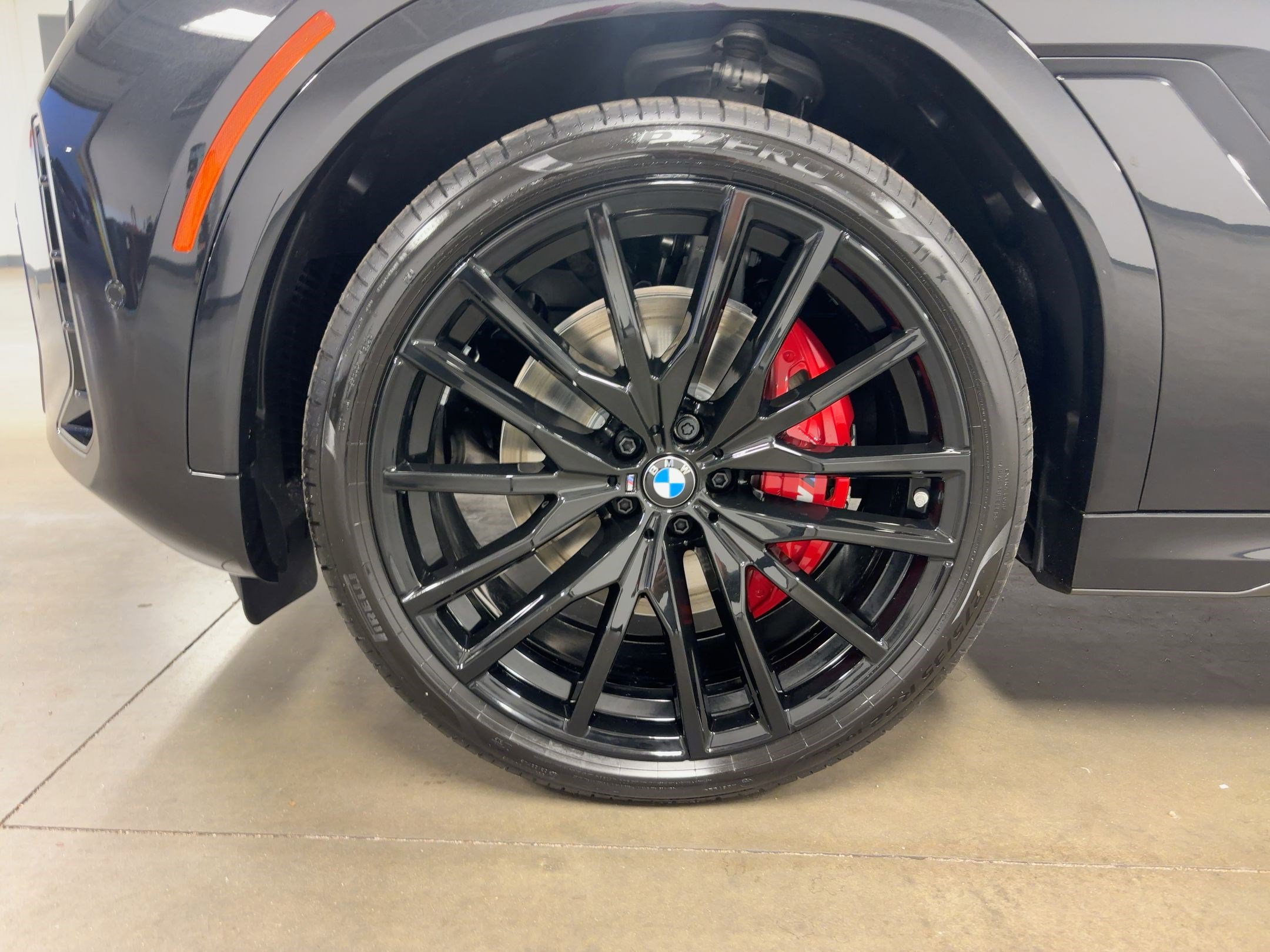 New 2026 BMW X6 xDrive40i w/ Executive Package image 11