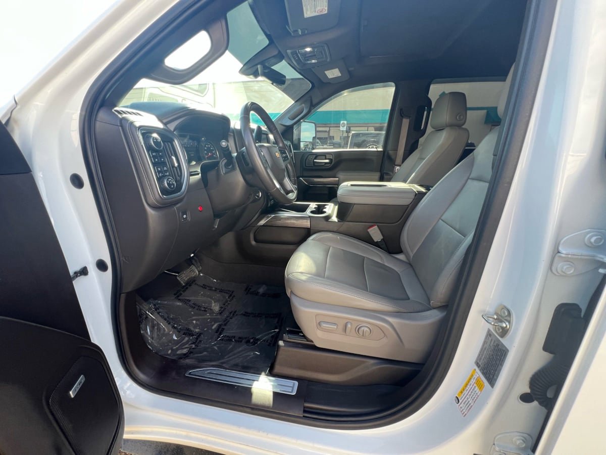 Used 2020 Chevrolet Silverado 2500 LTZ w/ Technology Package AWD/4WD image 20
