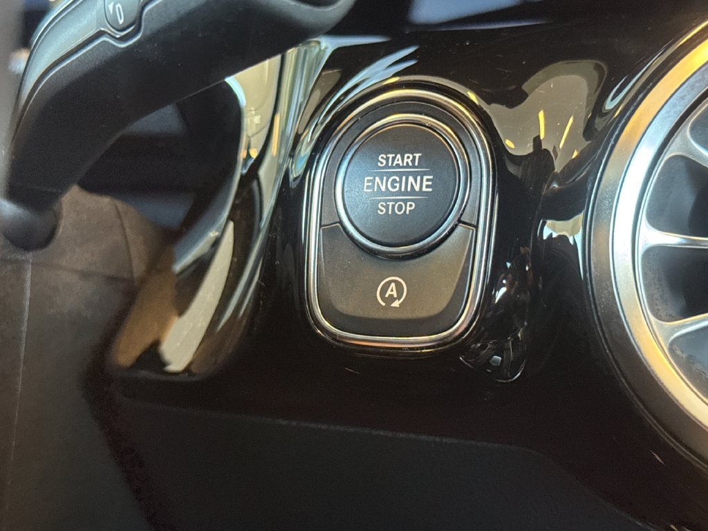 Used 2021 Mercedes-Benz GLA 250 4MATIC image 27