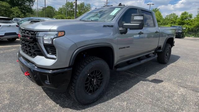 New 2026 Chevrolet Silverado 2500 ZR2 w/ LPO, Dark Essentials Package AWD/4WD image 6