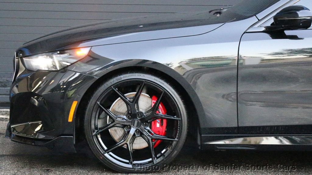 Used 2025 BMW 540i xDrive image 14