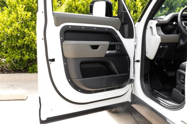 New 2026 Land Rover Defender 110 S AWD/4WD image 53